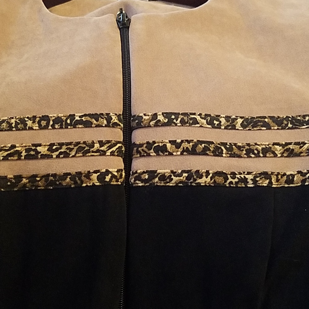 Jacket - Picture 4 of 5